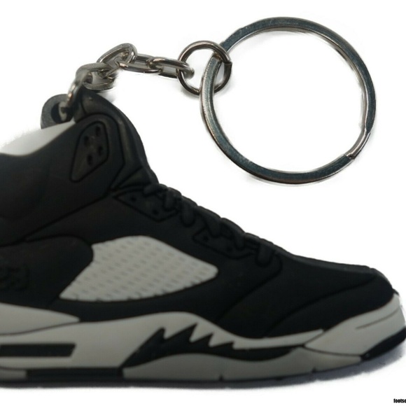 Jordan Other - Air Jordan 5 Retro "Oreo" 2D Sneaker Keychain